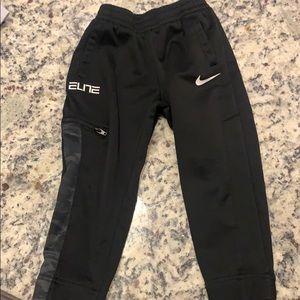 Nike elite joggers